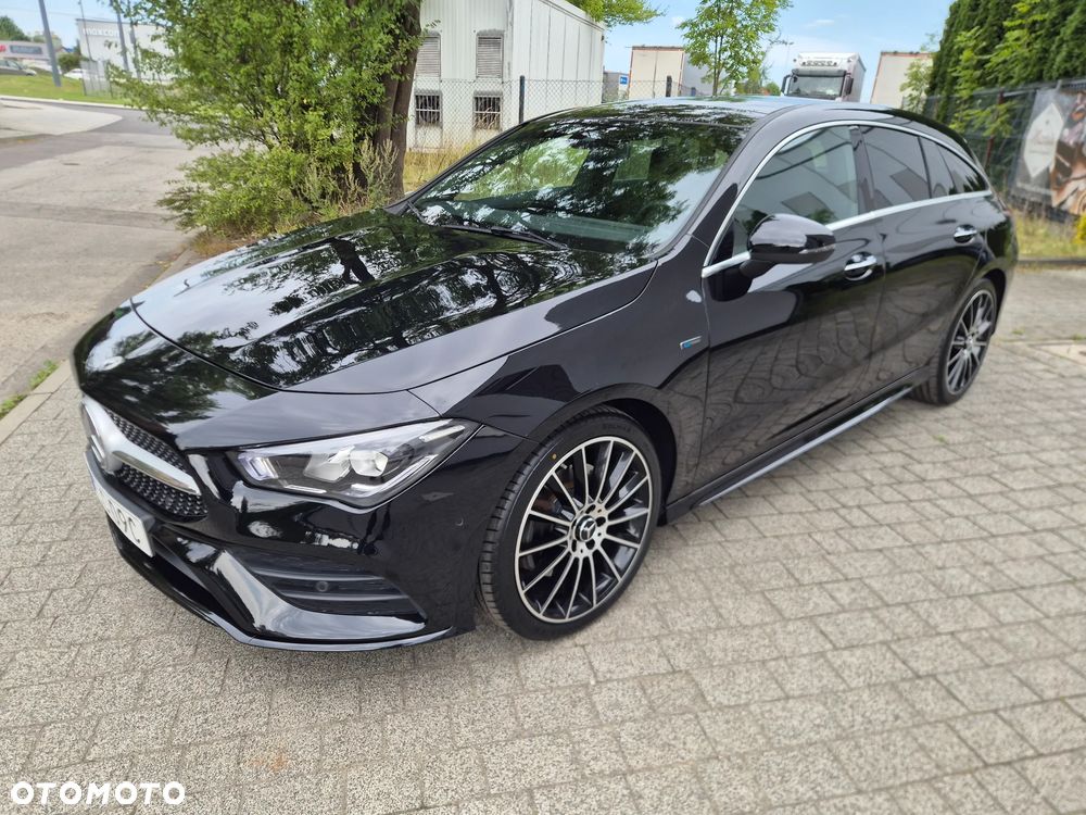 Mercedes-Benz CLA - 2