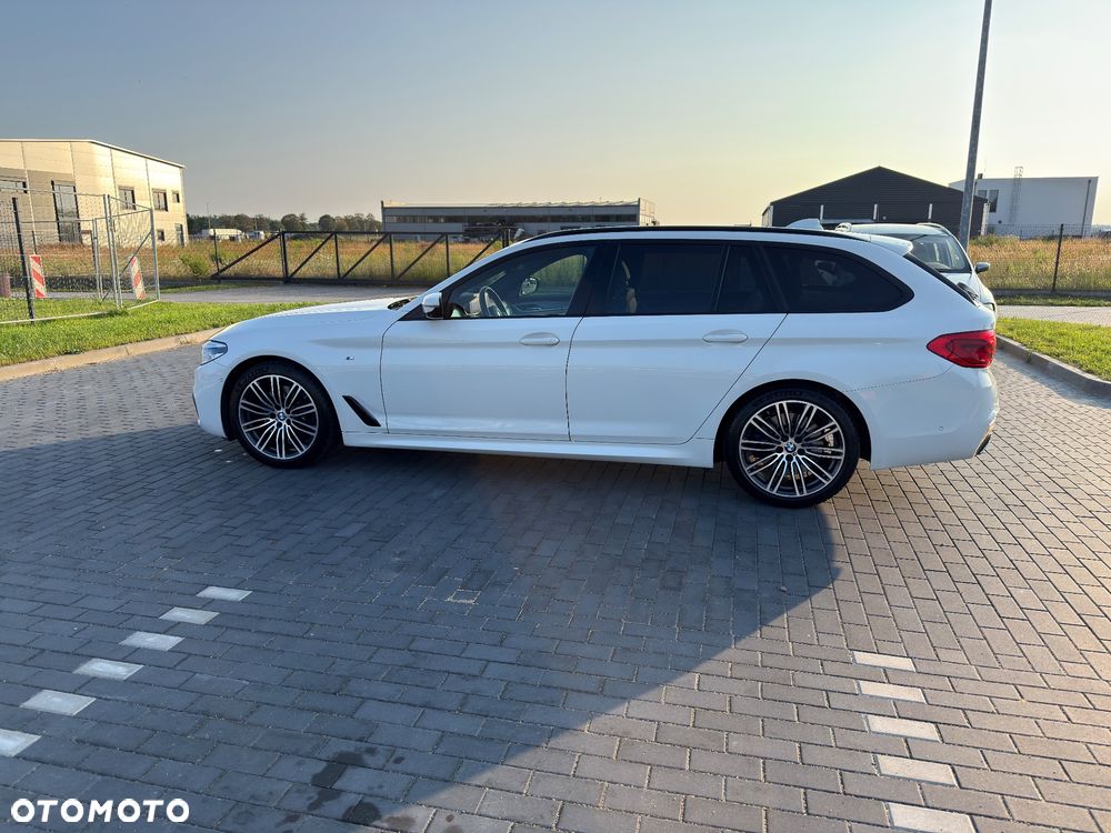 BMW Seria 5 530i xDrive M Sport sport - 14