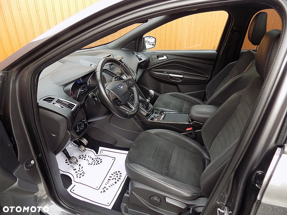 Ford Kuga 2.0 TDCi 2x4 ST-Line - 5