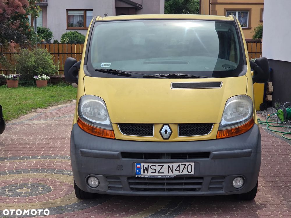 Renault Trafic - 23