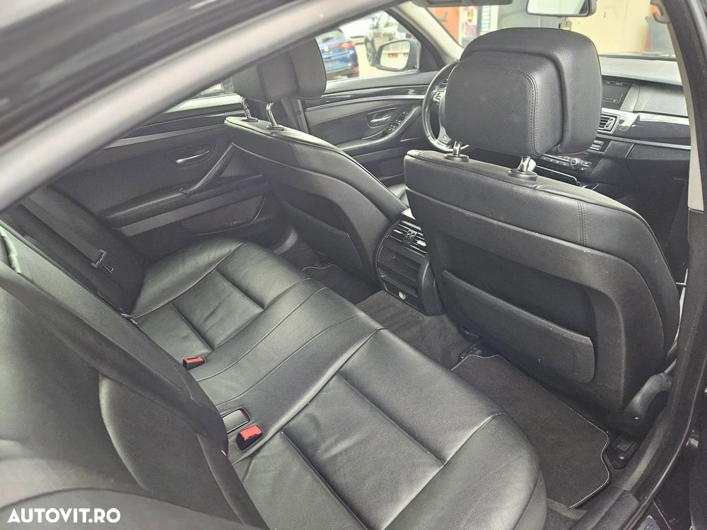 BMW Seria 5 520d - 16