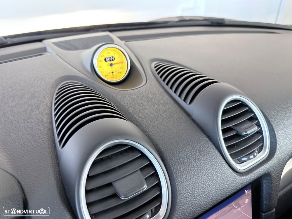 Porsche 718 Cayman 2.0 T - 19