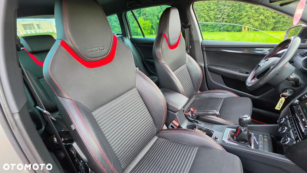 Skoda Octavia 2.0 TDI RS - 23