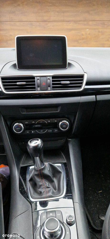 Mazda 3 - 7