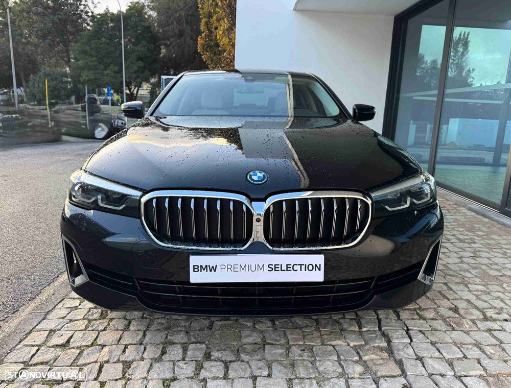 BMW 530 e - 17