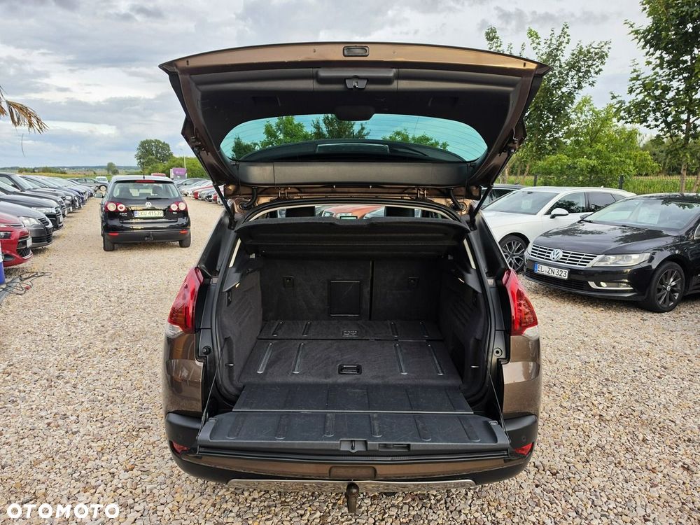 Peugeot 3008 Hybrid4 - 31