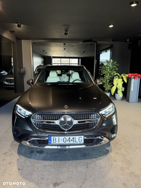 Mercedes-Benz GLC 200 d mHEV 4-Matic Avantgarde - 5
