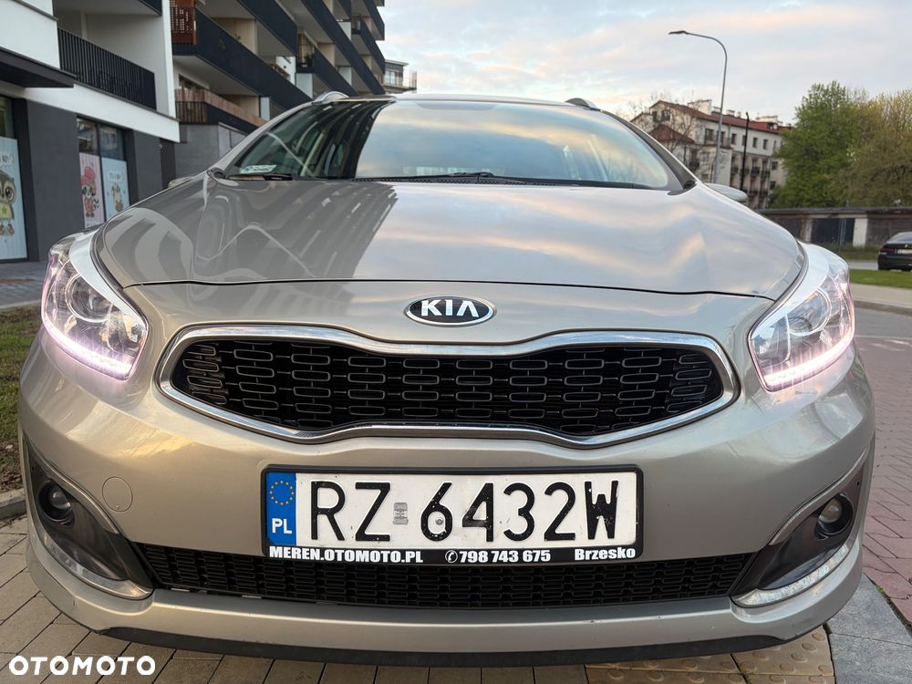 Kia Ceed 1.6 GDI ISG UEFA EURO 2016 - 2