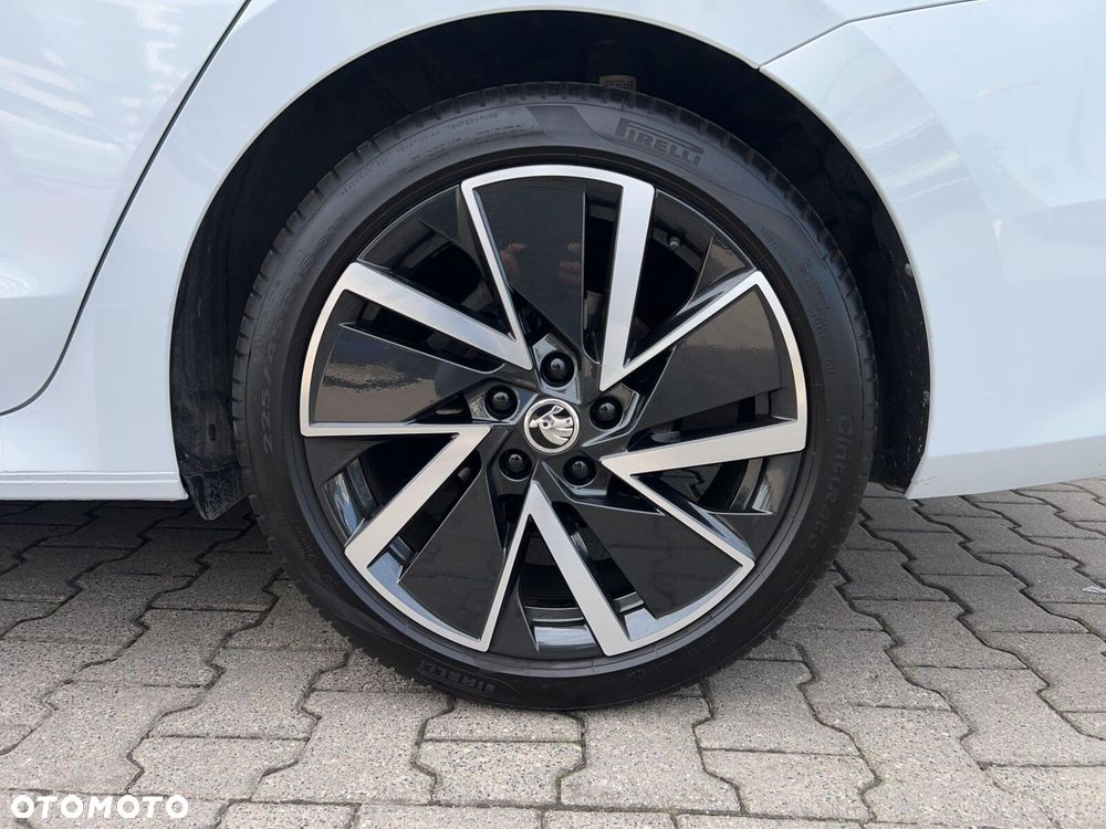 Skoda Octavia 1.5 TSI mHEV Sportline DSG - 41