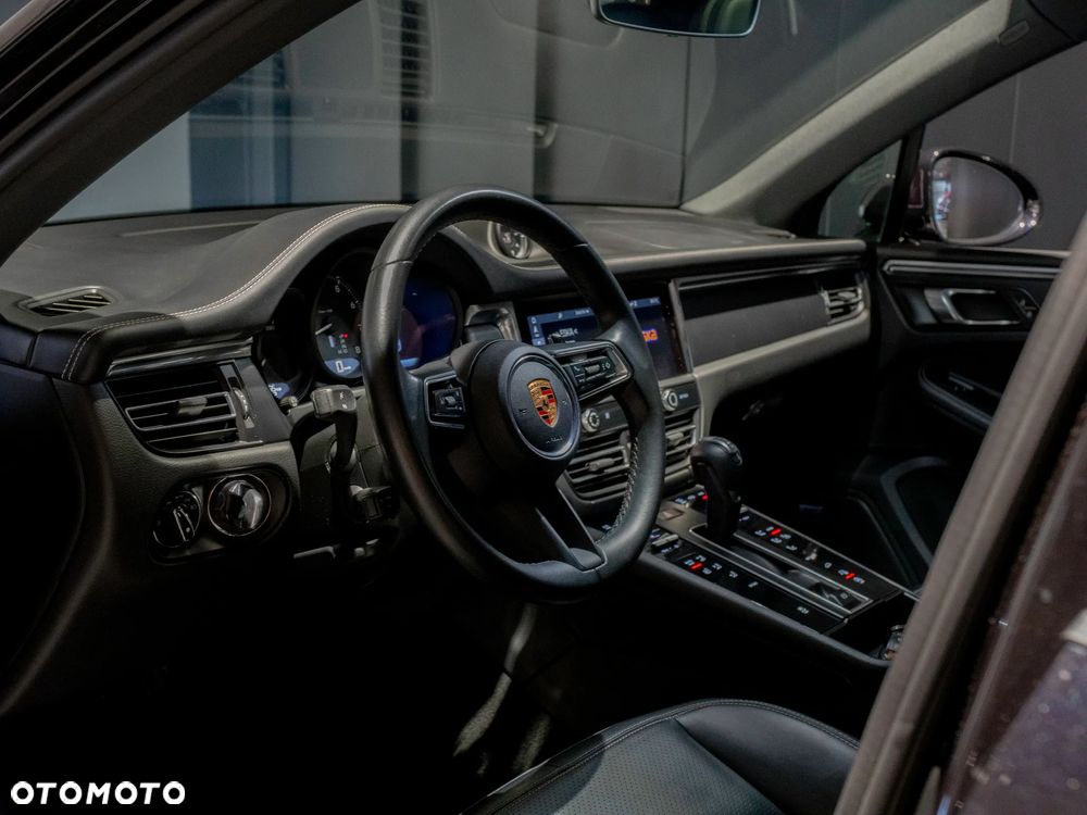 Porsche Macan Standard - 15