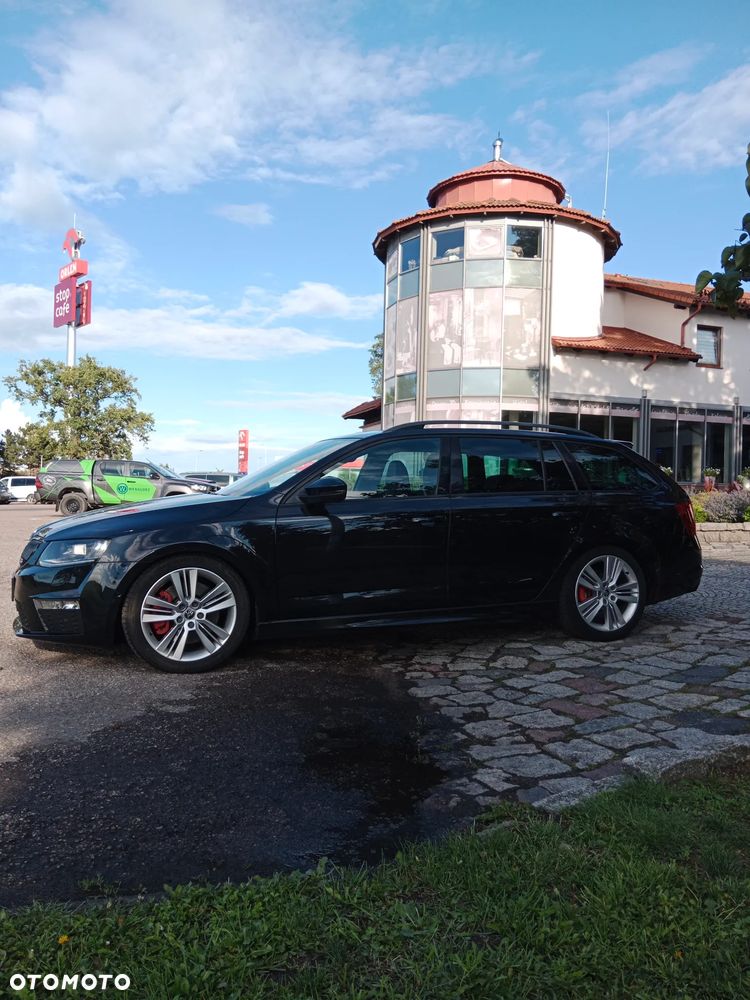 Skoda Octavia 2.0 TDI RS - 17