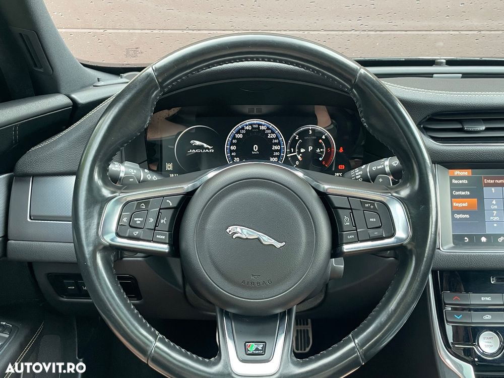 Jaguar XF 20d Aut. R-Sport - 20