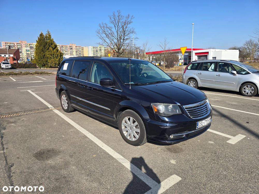 Chrysler Town & Country 3.6 Limited - 1