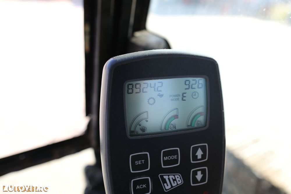 JCB JCB JS290 LC - 15