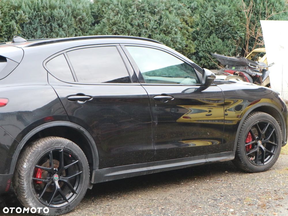 Alfa Romeo Stelvio 2.0 Turbo 16V AT8-Q4 Executive - 10
