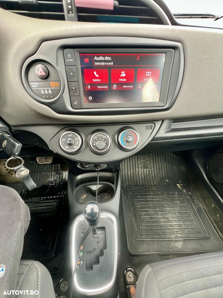 Toyota Yaris 1.5 L CVT Dynamic - 7