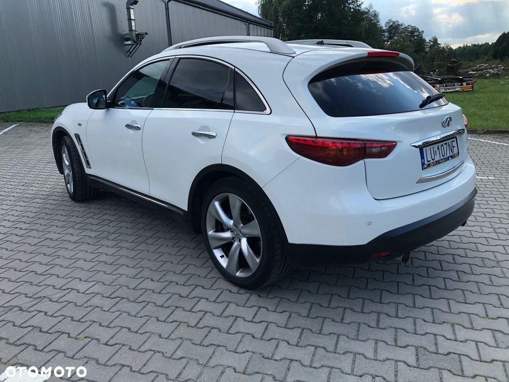 Infiniti QX70 3.0d S Premium - 6