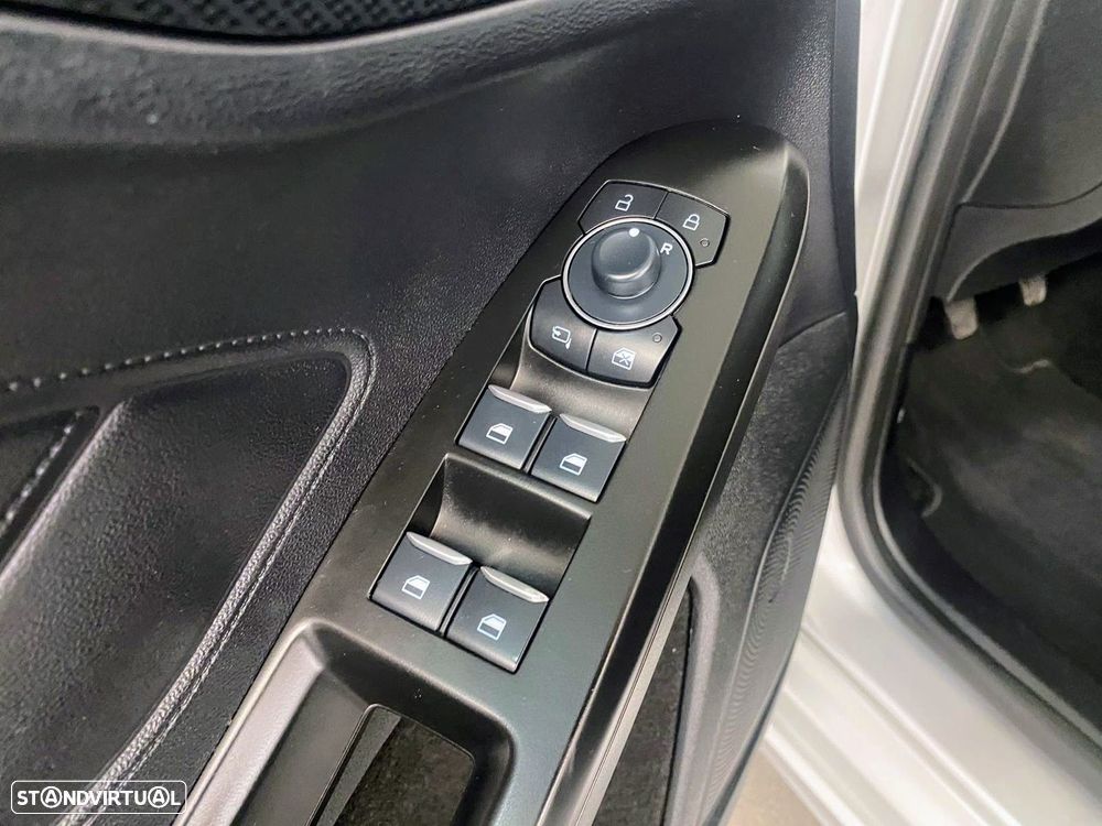 Ford Focus 1.0 EcoBoost MHEV ST-Line - 14