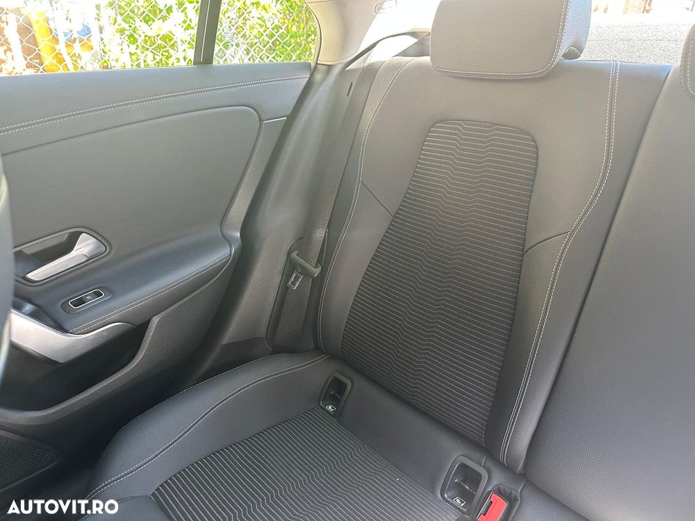 Mercedes-Benz CLA 180 - 7