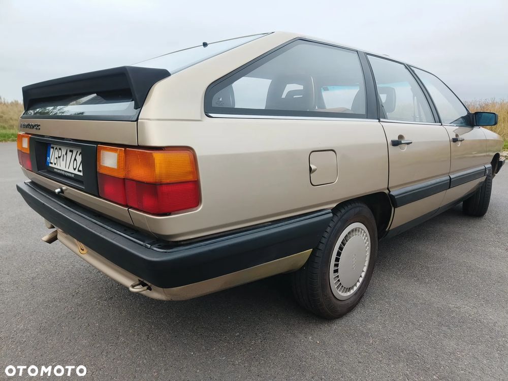 Audi 100 Avant 2.0 - 21