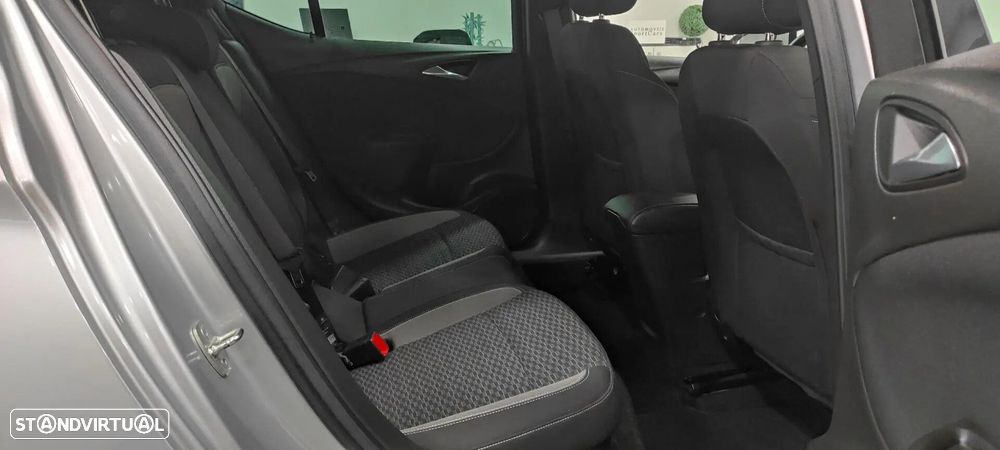 Opel Astra 1.2 Turbo - 21