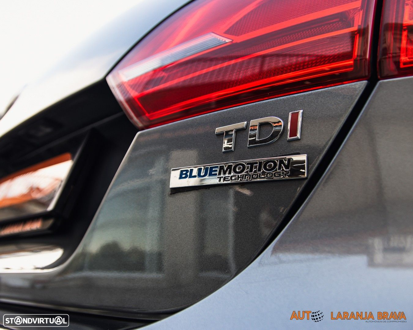 VW Jetta 1.6 TDi Confortline - 17