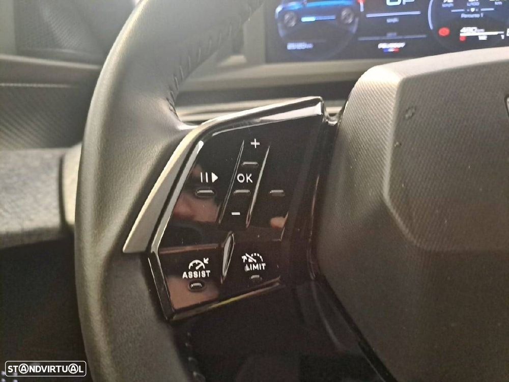 Peugeot 5008 1.2 Hybrid Allure e-DCS6 - 16