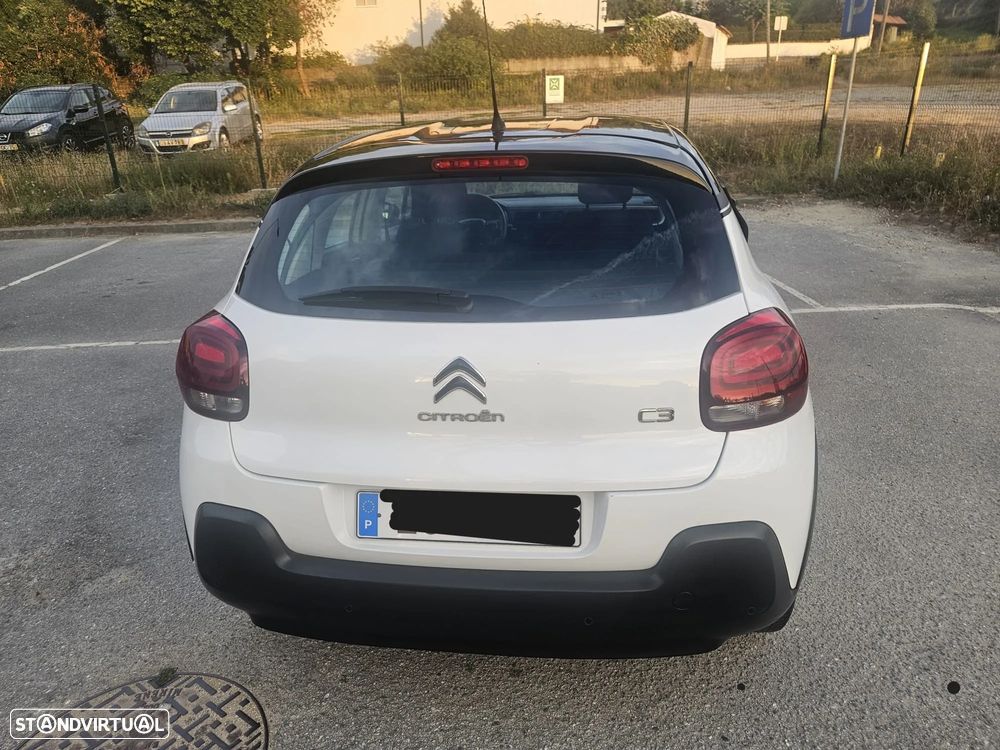 Citroën C3 1.2 PureTech Shine - 3