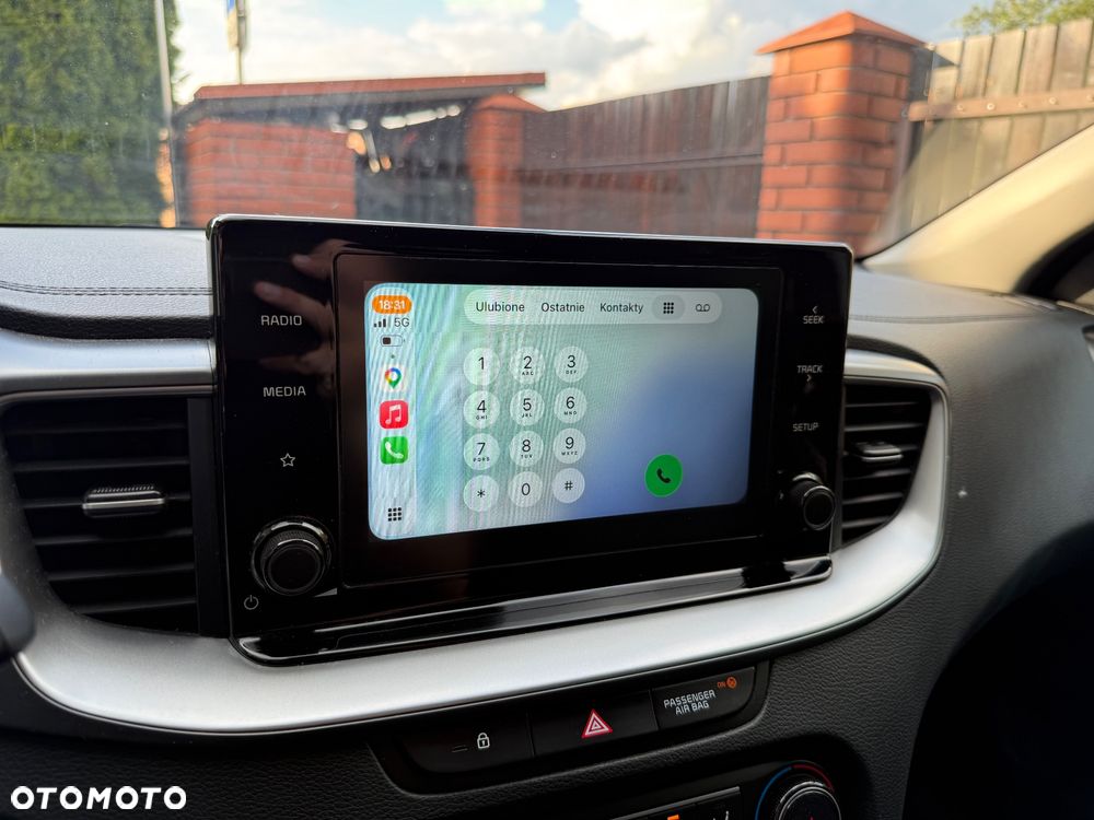Kia XCeed - 25