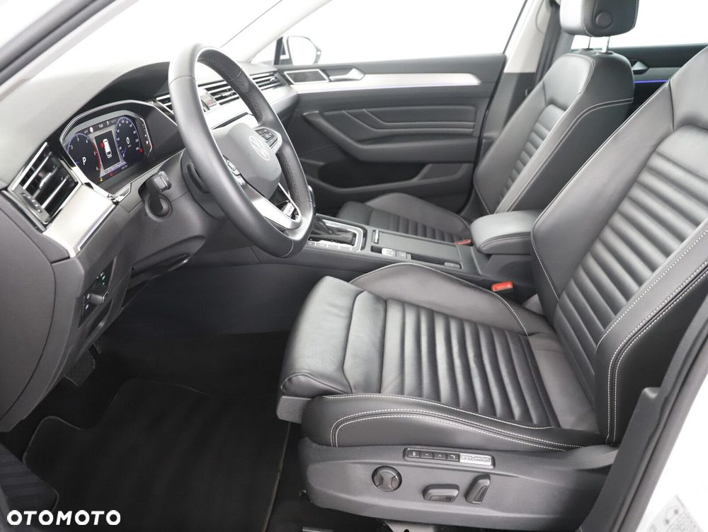 Volkswagen Passat Variant - 9