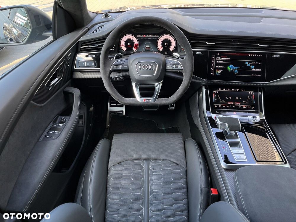 Audi RS Q8 - 21