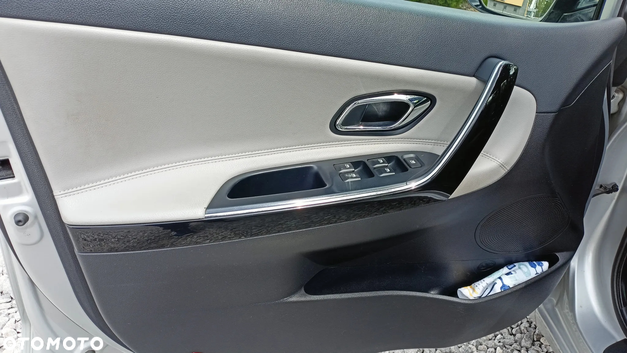Kia Ceed 1.6 GDI DCT Platinum Edition - 23