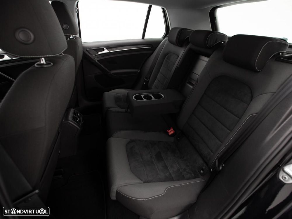 VW Golf 1.6 TDi Highline DSG - 10