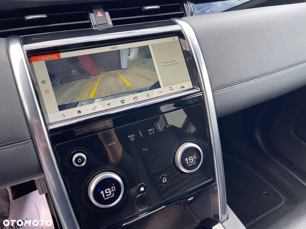 Land Rover Discovery Sport 2.0 D180 R-Dynamic HSE - 22