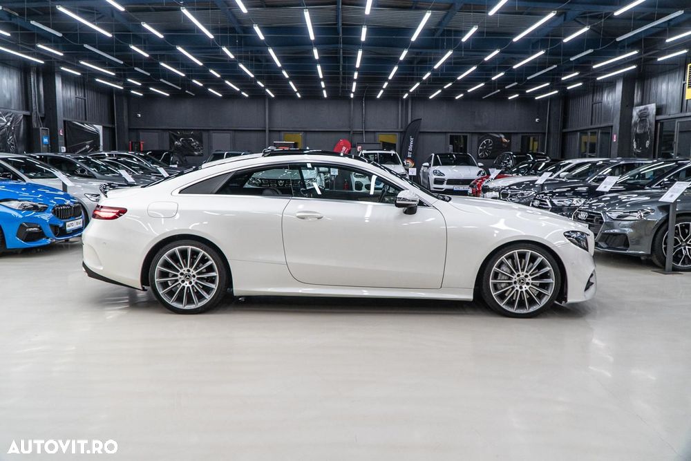 Mercedes-Benz E 300 Coupe Aut. - 16