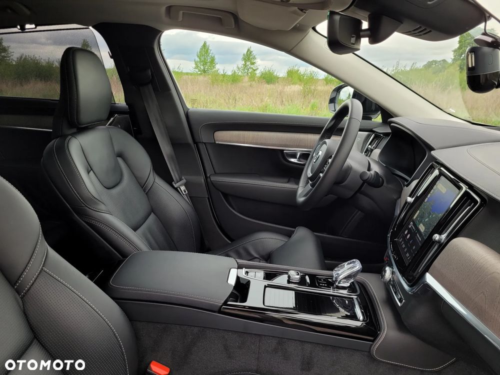 Volvo S90 T8 AWD Plug-In Hybrid Ultimate Dark - 35