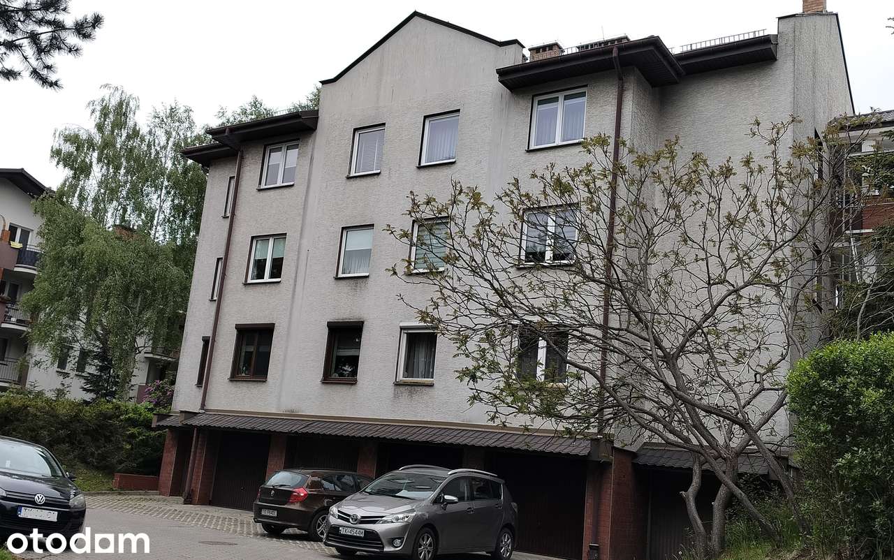 Trójstronne 4 pokoje 85 m² | Kameralny blok z cegły |Garaż i piwnica