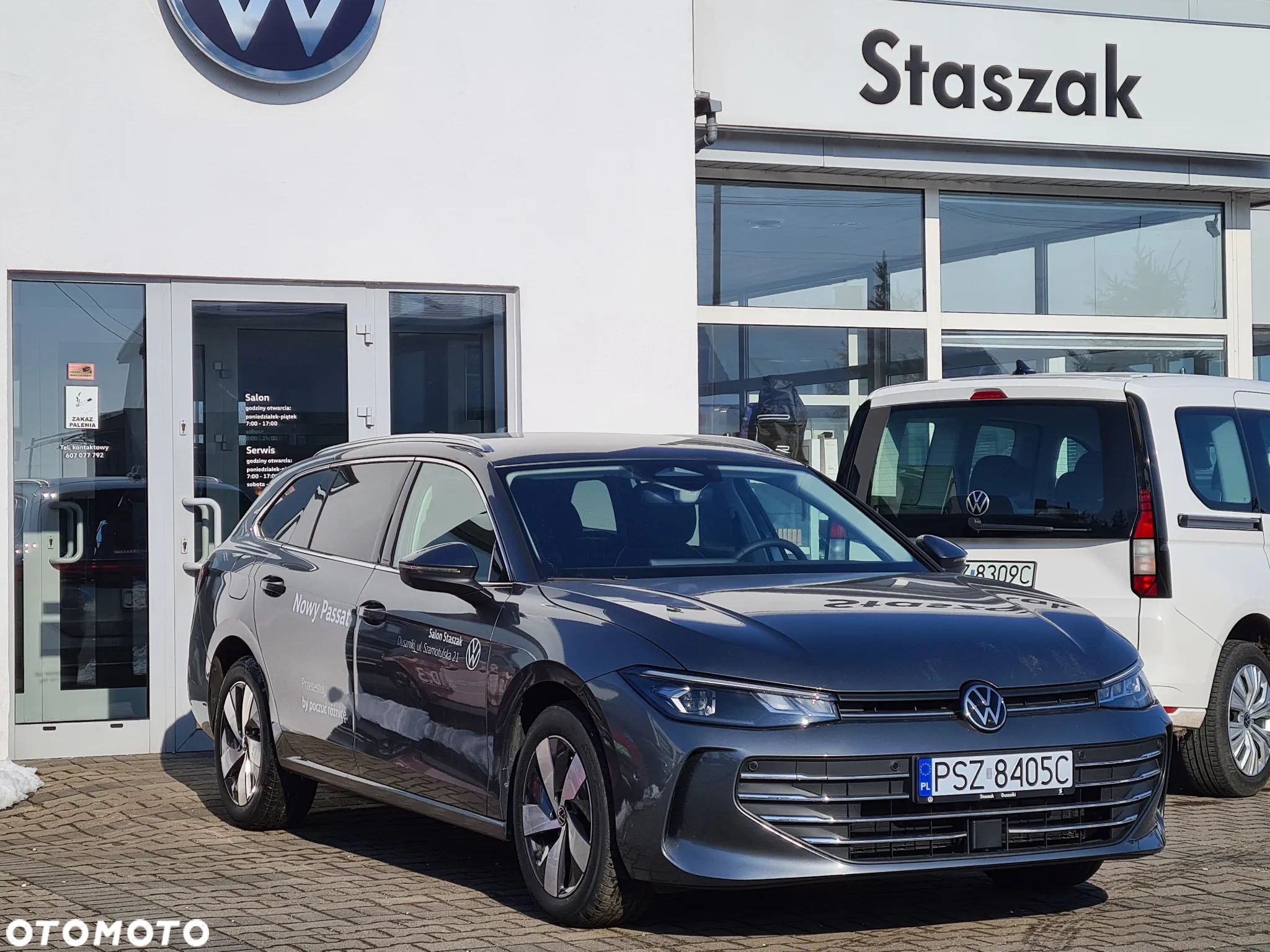 Volkswagen Passat - 1