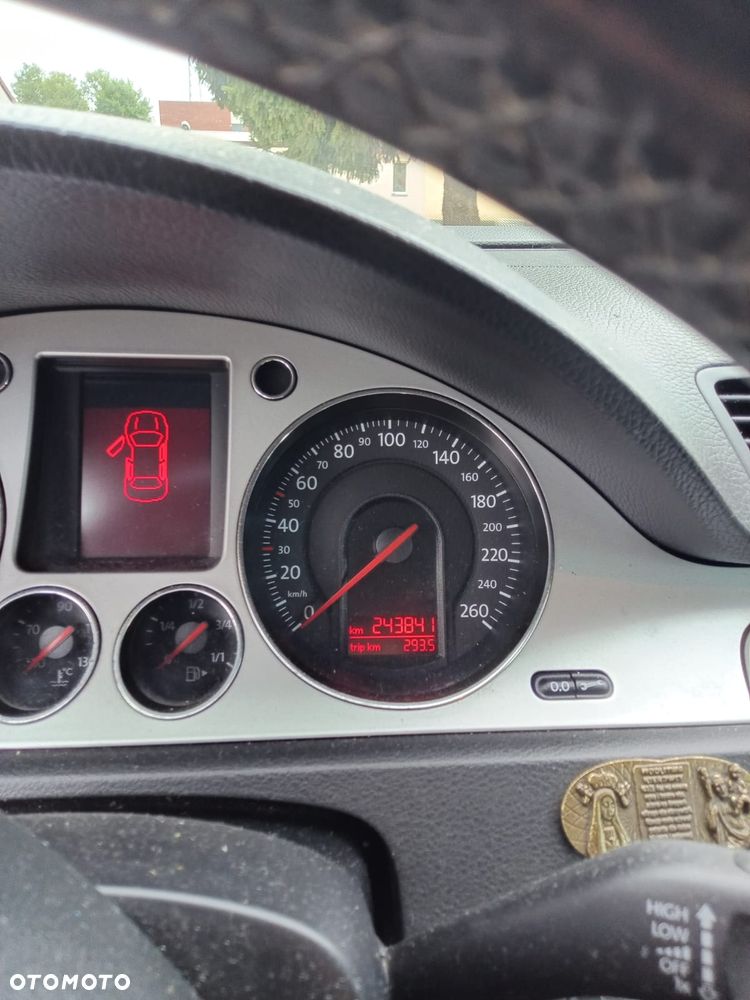 Volkswagen Passat 2008 photo 5