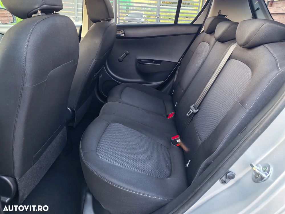 Hyundai i20 1.1 CRDi Comfort+ - 8