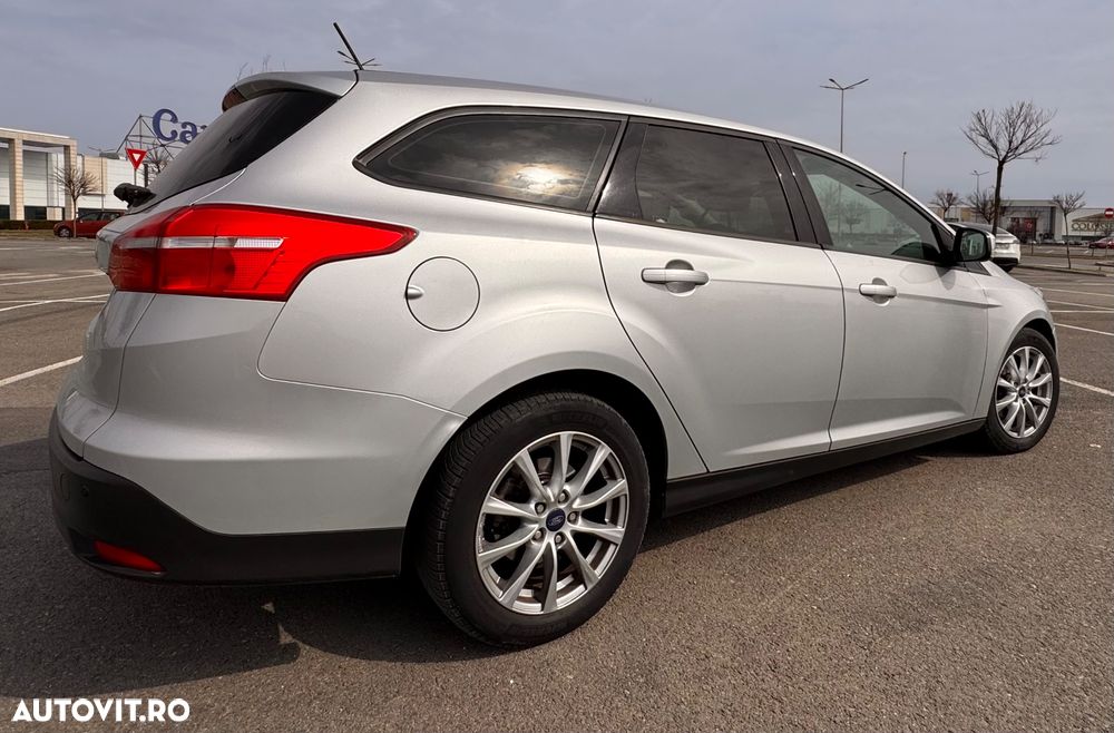 Ford Focus 1.5 TDCi DPF Start-Stopp-System Trend - 6