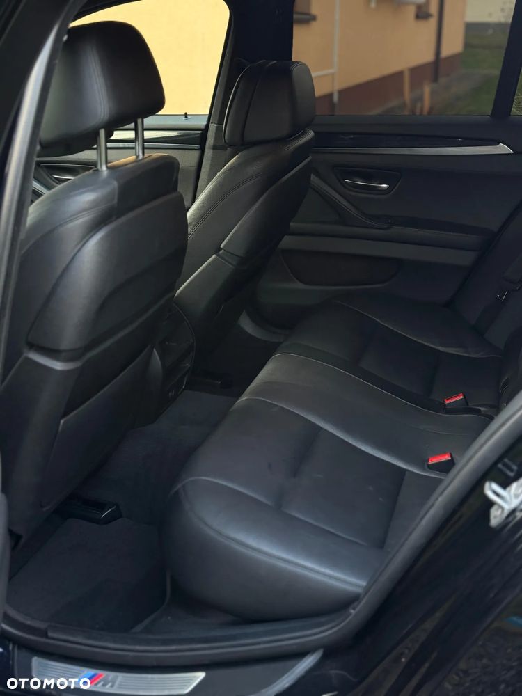 BMW Seria 5 530d xDrive Sport-Aut - 15