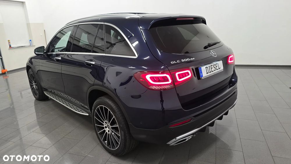 Mercedes-Benz GLC 300 de 4Matic 9G-TRONIC AMG Line Plus - 4
