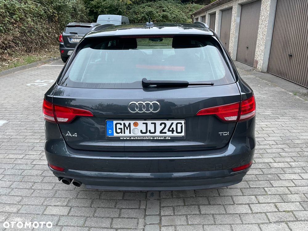 Audi A4 - 8