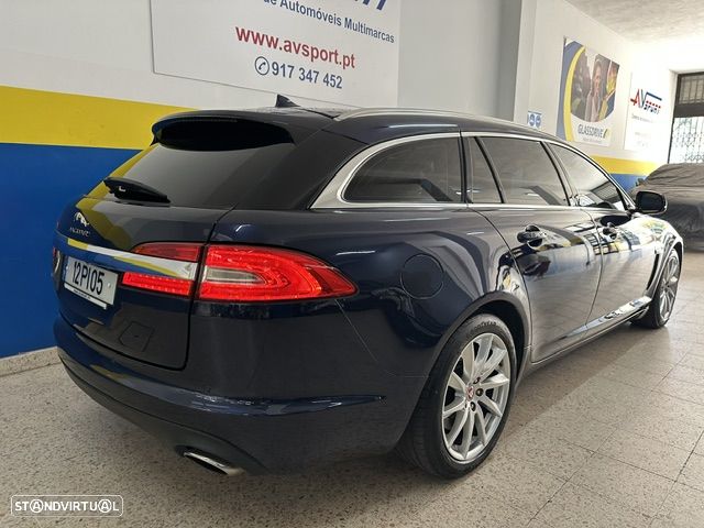 Jaguar XF Sportbrake 3.0 D V6 Premium Luxury - 3
