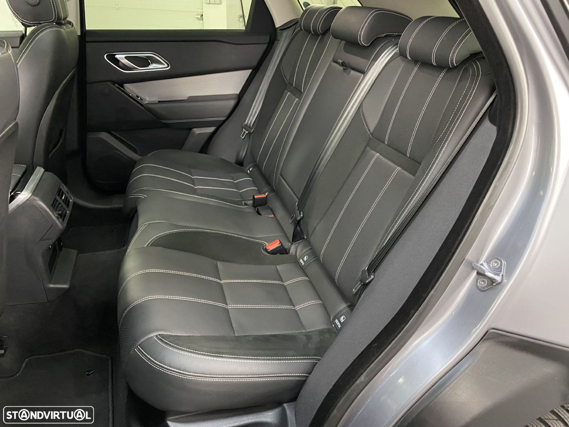 Land Rover Range Rover Velar 2.0 D200 AWD R-Dynamic S - 7