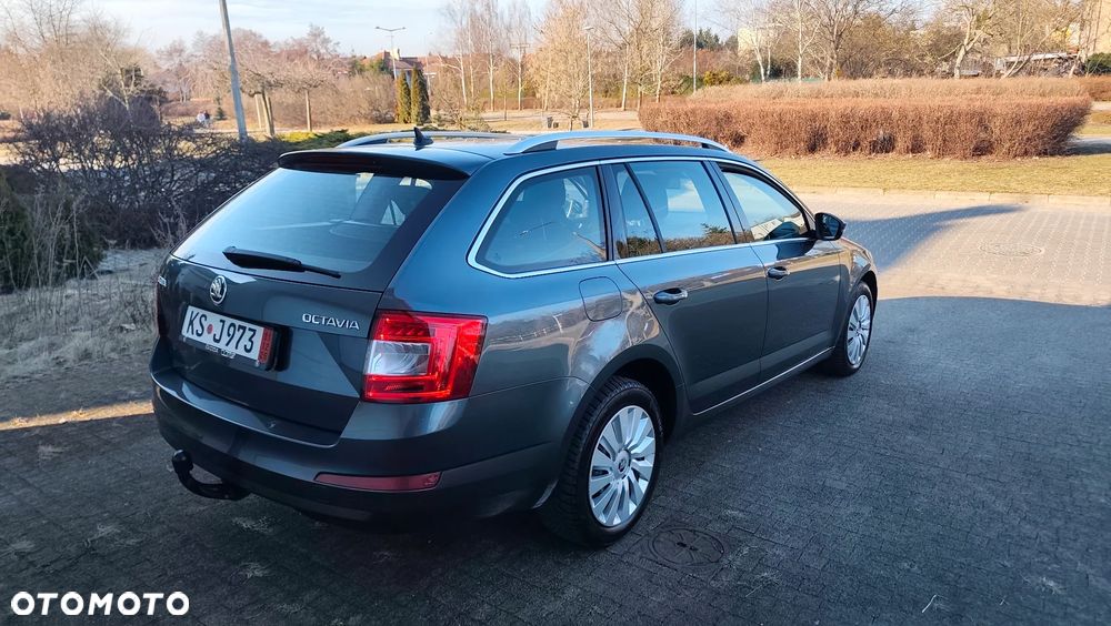 Skoda Octavia 2.0 TDI DSG Ambition - 24