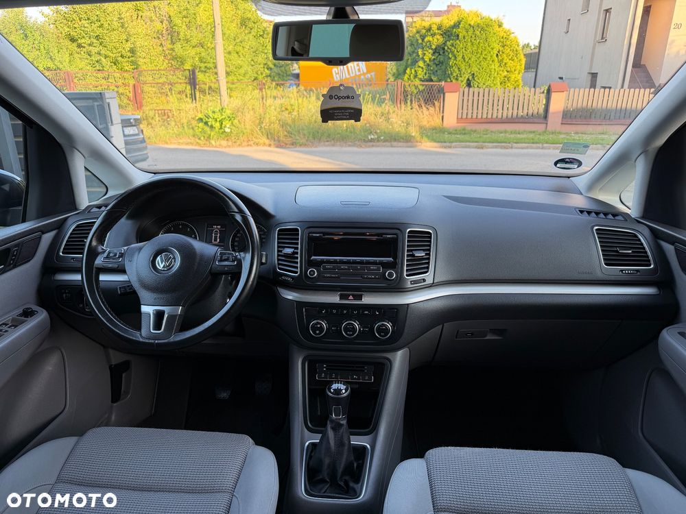 Volkswagen Sharan - 8