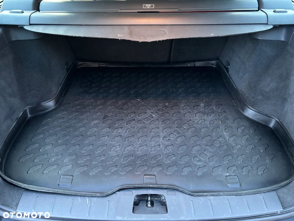 Volvo V50 2.0D DPF Momentum - 10