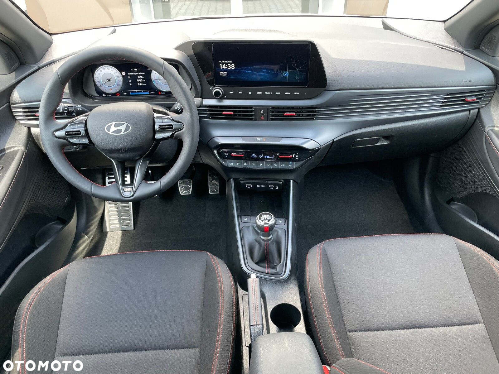 Hyundai i20 - 11